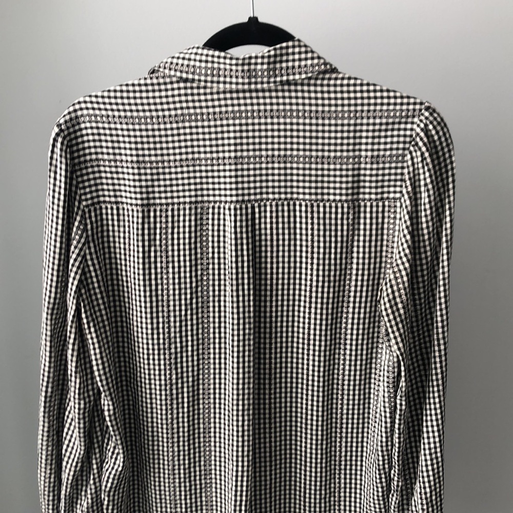 Max Studio Classic Gingham Button Down Size S - image 6